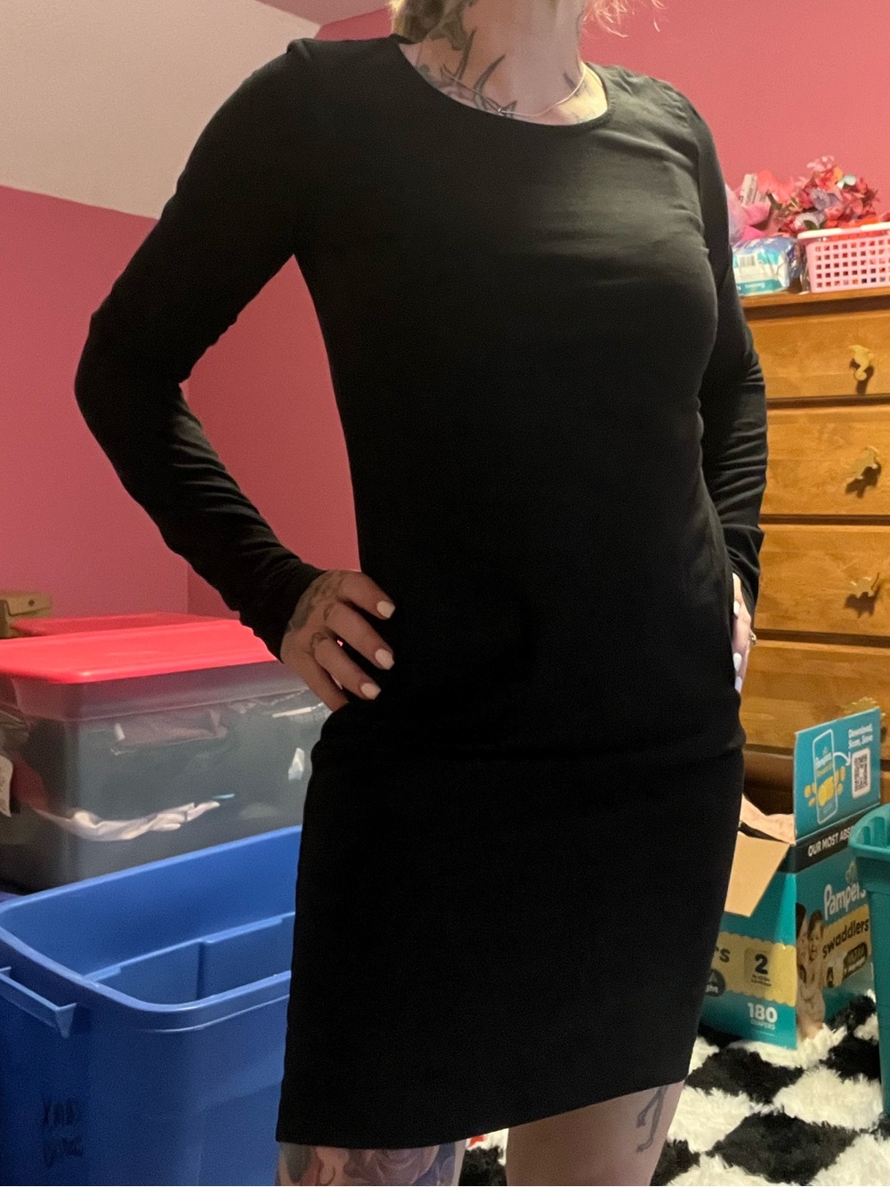 H&M Black Long-Sleeve Crewneck Dress